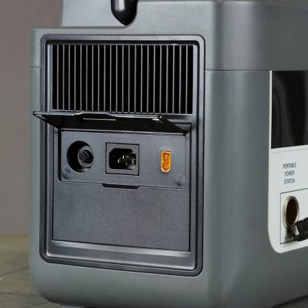 Портативная электростанция FUBAG AS 2400i (аккумулятор LiFePO4) в Пскове фото