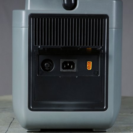 Портативная электростанция FUBAG AS 2400i (аккумулятор LiFePO4) в Пскове фото