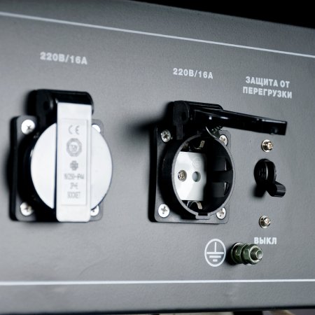 Бензиновый генератор FUBAG BS 3300 A ES с электростартером и коннектором автоматики в Пскове фото