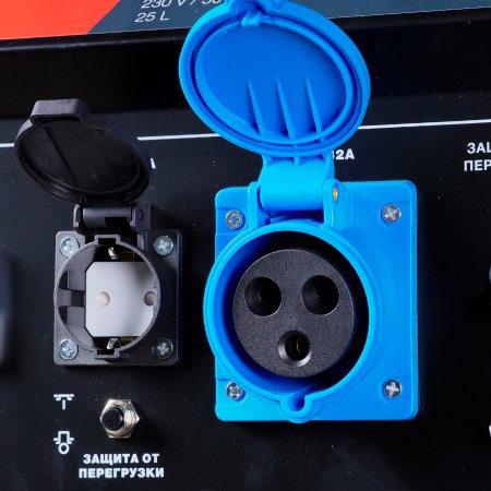 Бензиновый генератор с электростартером FUBAG PRG 6000 ES в Пскове фото